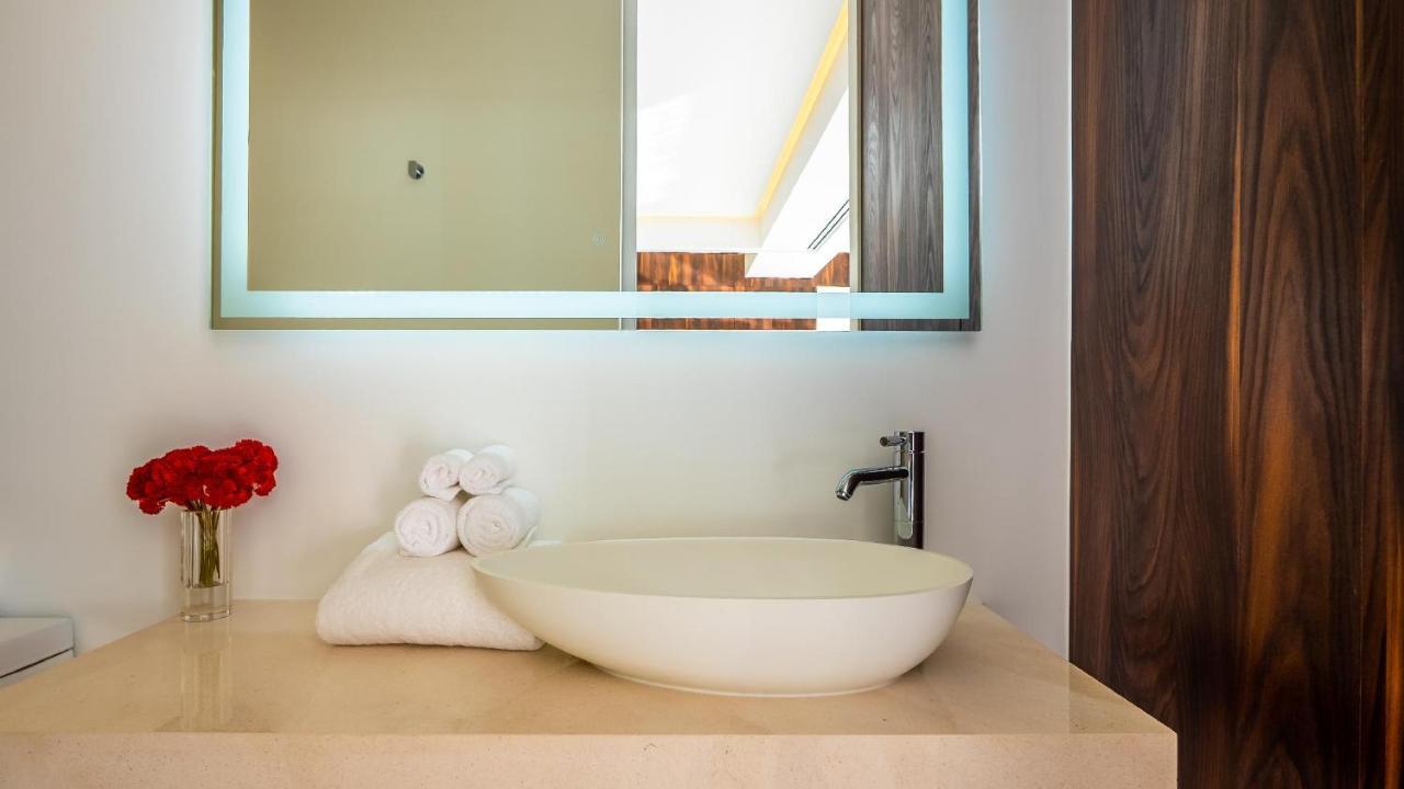 Pier 57 - 608 New & Luxurious 2 Bedroom Romantic Zone Пуэрто-Вальярта Экстерьер фото