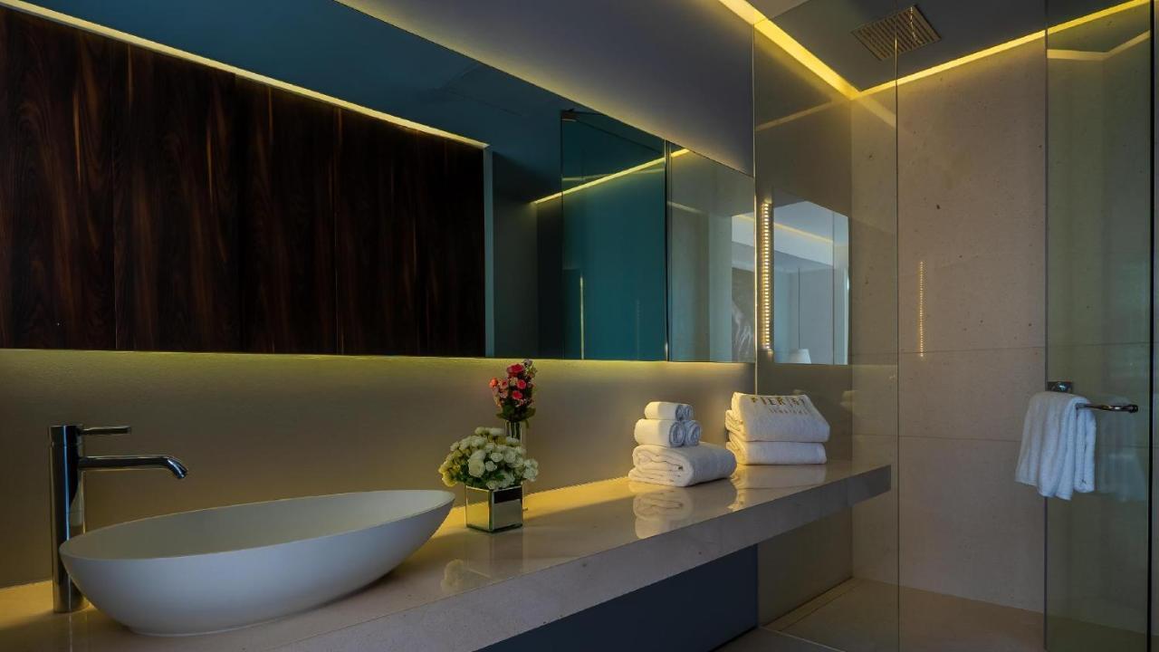 Pier 57 - 608 New & Luxurious 2 Bedroom Romantic Zone Пуэрто-Вальярта Экстерьер фото